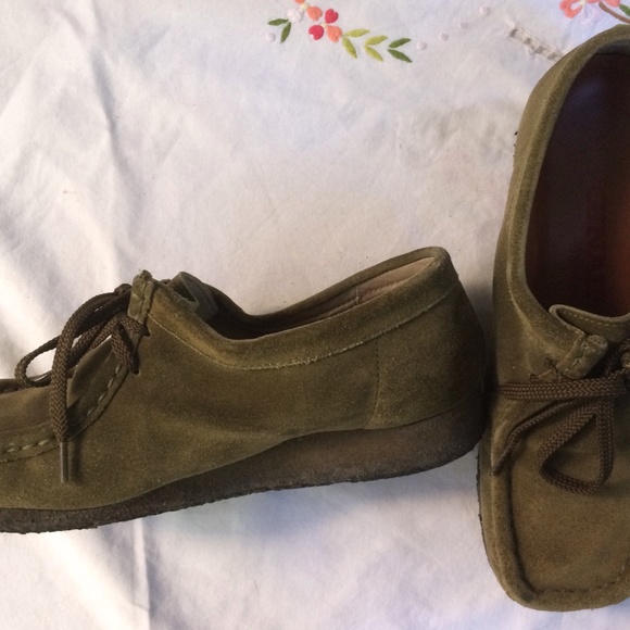 Clarks Swamp Green Low Cut Wallabees Crepe Sole 78102 Shoes Womens 8 EUC Desert - Picture 3 of 11